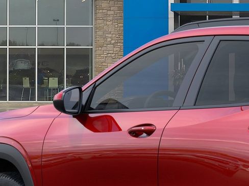 New 2026 Chevrolet Trax LT w/ Driver Confidence Package FWD image 12