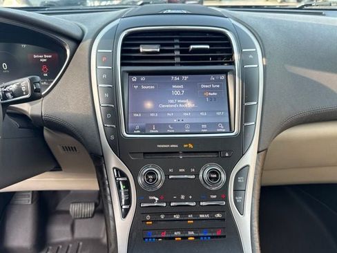 Used 2020 Lincoln Nautilus Reserve AWD/4WD image 14
