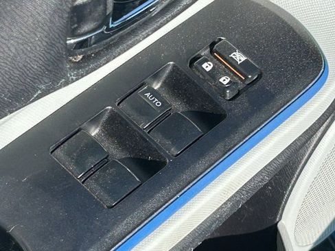 Used 2013 Toyota Prius C image 25