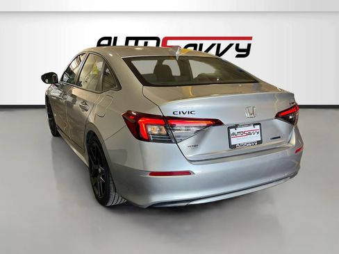 Used 2026 Honda Civic FWD Hybrid Sedan image 5