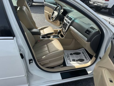 Used 2008 Mercury Milan Premier image 13