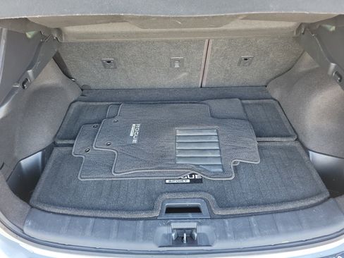 Used 2017 Nissan Rogue Sport SL FWD image 8