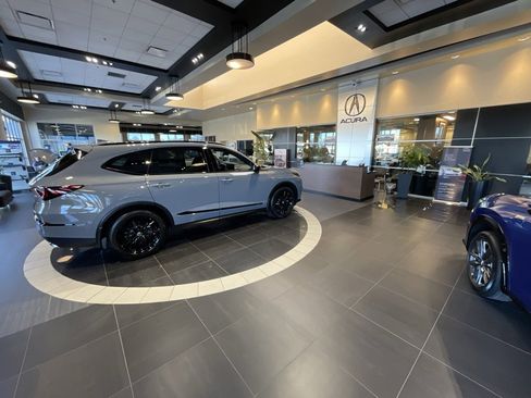 Used 2023 Nissan Rogue SL w/ SL Premium Package image 27