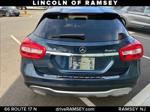 Used 2019 Mercedes-Benz GLA 250 4MATIC image 4