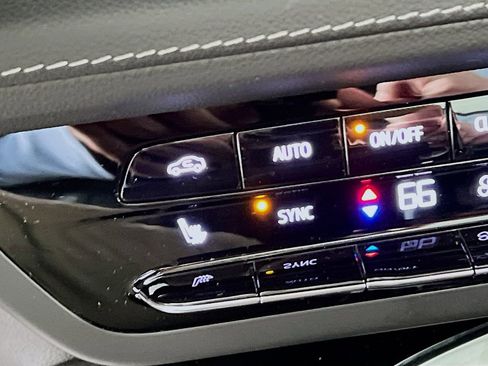 Certified 2023 Buick Envision Essence w/ Sport Touring Package AWD/4WD image 19
