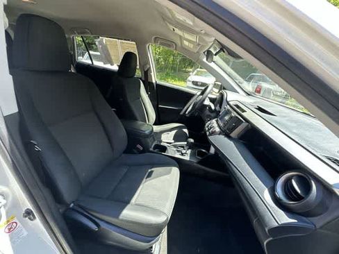 Used 2017 Toyota RAV4 LE w/ All Weather Liner Package AWD/4WD image 17