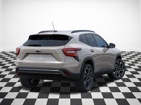 New 2026 Chevrolet Trax RS w/ Sunroof Package image 32