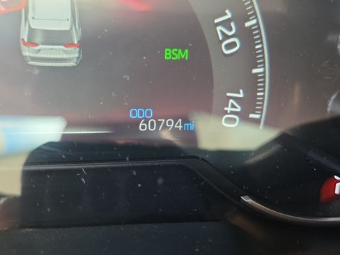 Used 2024 Toyota RAV4 XLE Premium w/ Weather Package FWD image 27