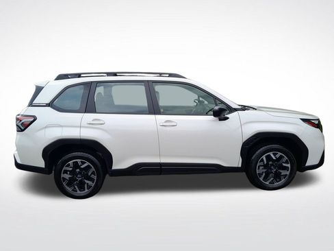 Certified 2025 Subaru Forester AWD/4WD image 9