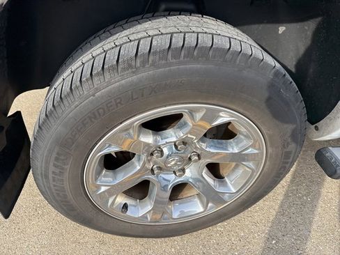 Used 2015 RAM 1500 Laramie w/ Convenience Group image 11