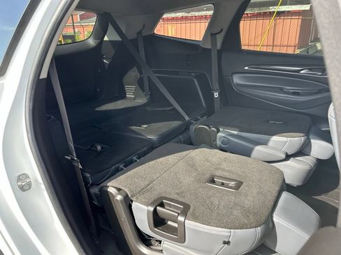 Used 2021 Buick Enclave Essence FWD image 48