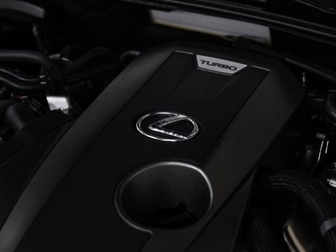 Used 2019 Lexus IS 300 image 56