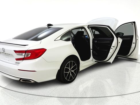 Used 2022 Honda Accord Sport Special Edition image 14