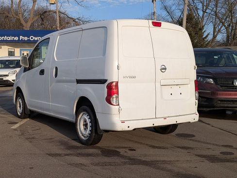 Used 2019 Nissan NV200 SV w/ Navigation Package image 3