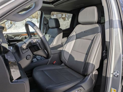 Certified 2025 GMC Sierra 1500 Denali w/ Technology Package image 12