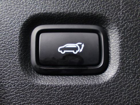 Used 2023 Hyundai Santa Fe SEL image 44