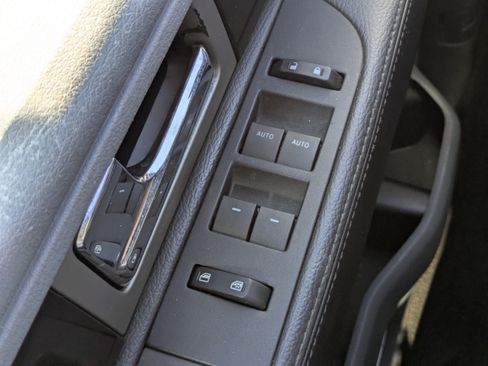 Used 2011 Ford F150 Platinum RWD image 24