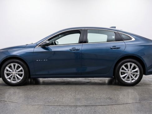 Used 2023 Chevrolet Malibu LT w/ Driver Confidence Package image 5