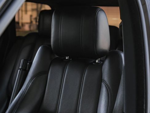 Used 2013 Land Rover Range Rover Supercharged image 31