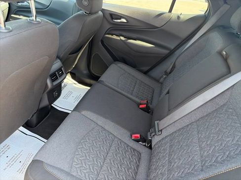 Used 2024 Chevrolet Equinox LT FWD image 11