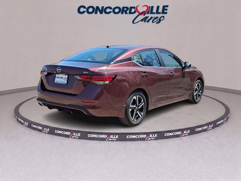 Used 2024 Nissan Sentra SV FWD image 6