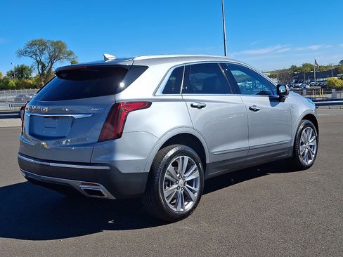 Used 2024 Cadillac XT5 Premium Luxury w/ Technology Package image 6