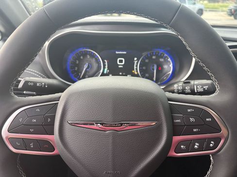 New 2026 Chrysler Pacifica Select FWD image 13