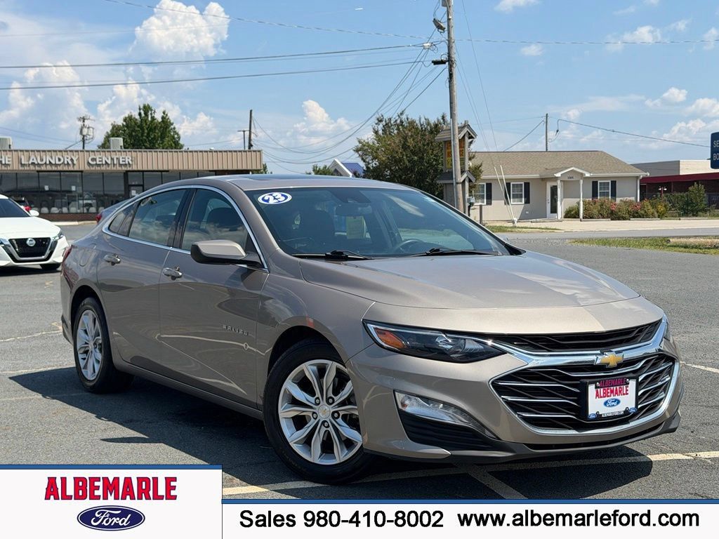 Used 2023 Chevrolet Malibu LT FWD image 1