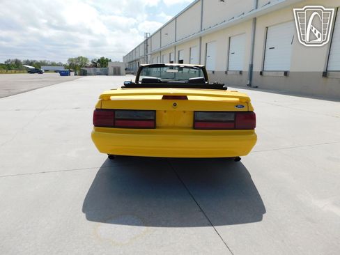 Used 1993 Ford Mustang LX image 6
