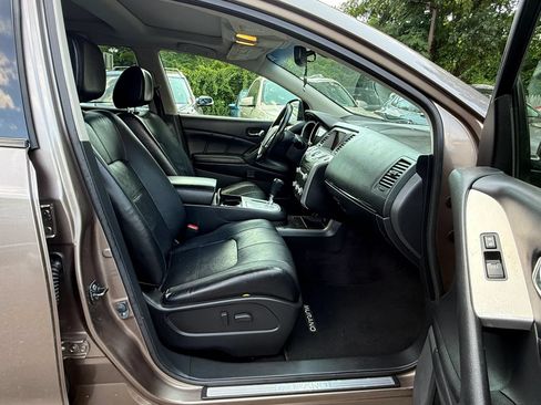 Used 2012 Nissan Murano SL w/ Navigation Pkg AWD/4WD image 26
