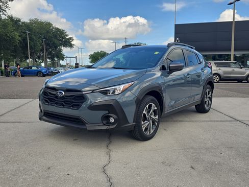 Used 2024 Subaru Crosstrek 2.0i Premium AWD/4WD image 4