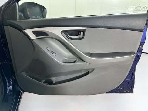 Used 2013 Hyundai Elantra GLS FWD image 28