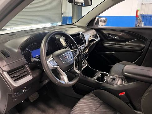 Used 2024 GMC Terrain SLE FWD image 22