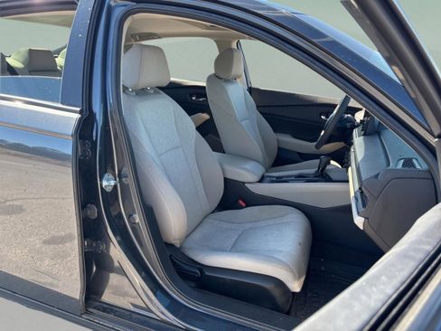 Used 2023 Honda Accord EX image 35