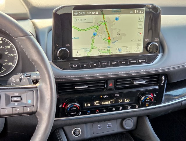 Used 2023 Nissan Rogue SL w/ SL Premium Package FWD image 23