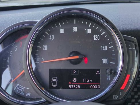 Used 2019 MINI Cooper S w/ Signature Upholstery Package image 32