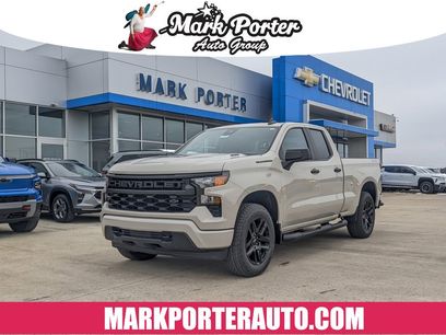 New 2026 Chevrolet Silverado 1500 Custom w/ Turbomax Blackout Package