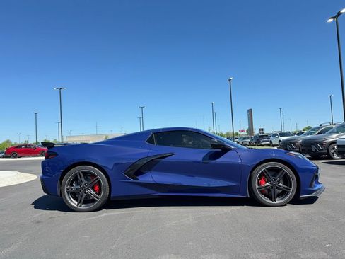 Used 2025 Chevrolet Corvette Stingray Preferred Conv w/ Z51 Performance Package RWD image 4