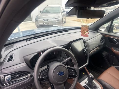 Used 2025 Subaru Forester Touring w/ Popular Package - Touring image 13