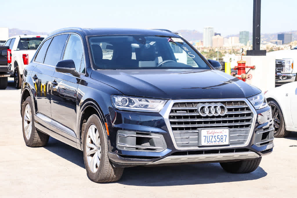 Used 2017 Audi Q7 3.0T Premium Plus w/ Premium Plus Package AWD/4WD image 3