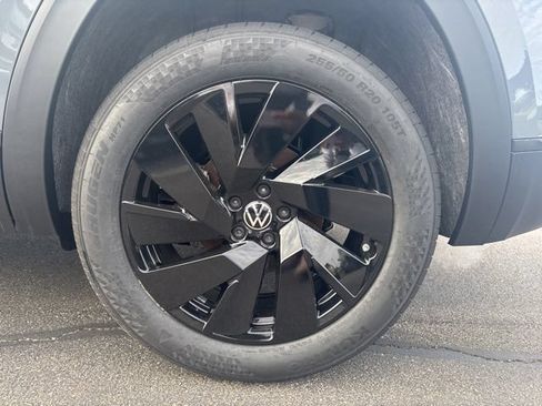 New 2026 Volkswagen Atlas Cross Sport SE AWD/4WD image 40