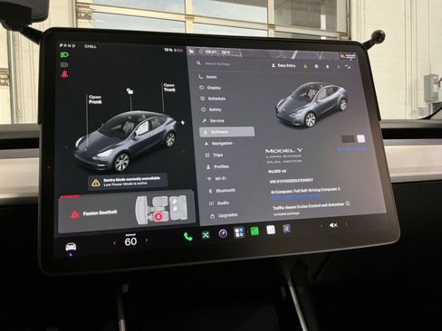 Used 2020 Tesla Model Y Long Range AWD/4WD image 18