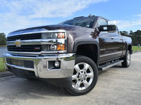 Used 2016 Chevrolet Silverado 2500 LTZ w/ Duramax Plus Package image 5