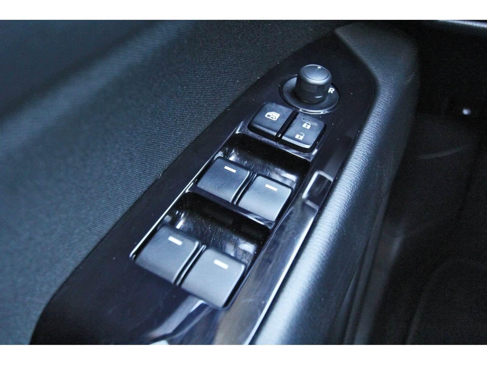 Used 2021 MAZDA CX-5 Sport FWD image 21