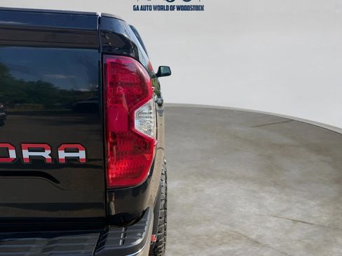 Used 2021 Toyota Tundra SR5 w/ SR5 Upgrade Package AWD/4WD image 9