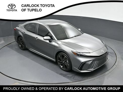 Used 2025 Toyota Camry XSE FWD image 43