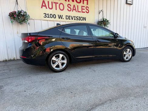 Used 2016 Hyundai Elantra Value Edition FWD image 3