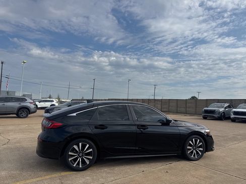 Used 2023 Honda Civic EX-L image 23