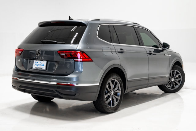 Used 2023 Volkswagen Tiguan SE FWD image 33