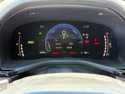Certified 2025 Toyota Camry SE FWD image 33